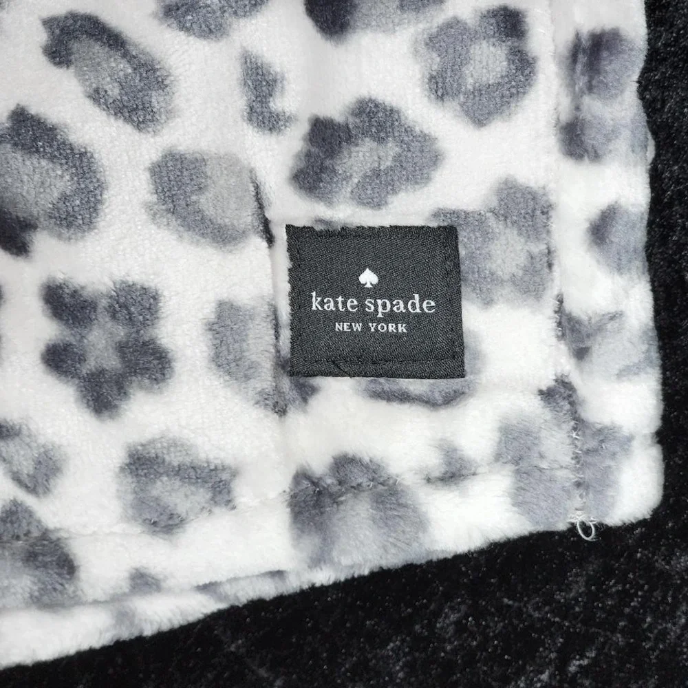 Kate Spade New York Leopard Floral Plush Throw Blanket Grey White 60x70 NEW